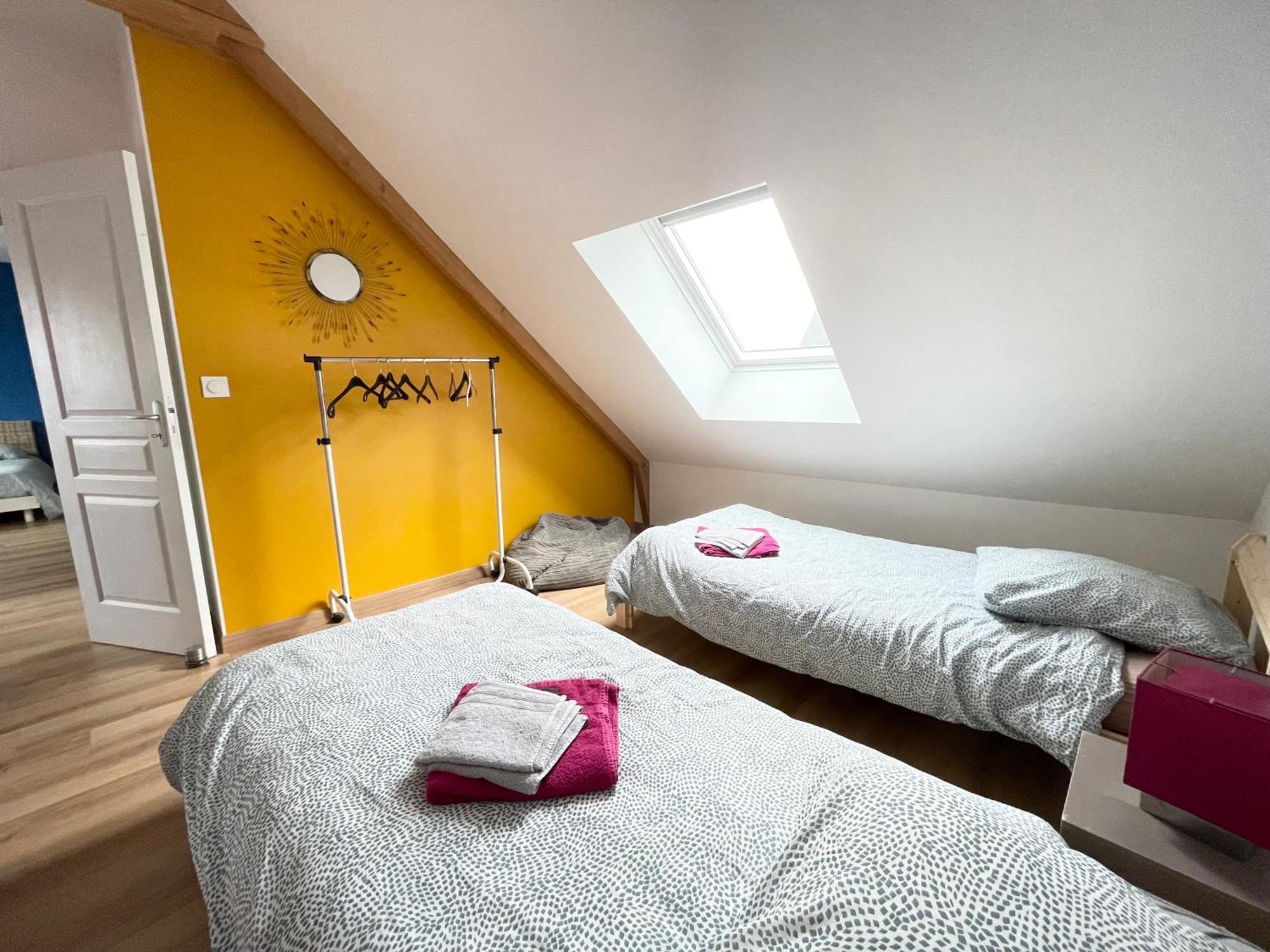 Sweet Omaha Belle Maison Recente Lumineuse Et Cosy Bien Equipee Jardin Clos 15 Mn A Pied Plage Omaha Beach Et Proche De Bayeux & Port En Bessin Saint-Laurent-sur-Mer Luaran gambar