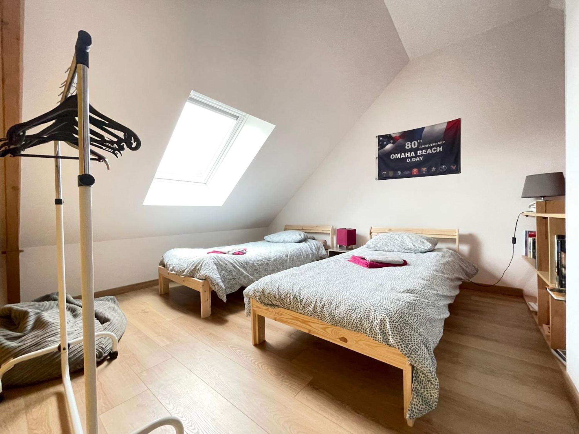 Sweet Omaha Belle Maison Recente Lumineuse Et Cosy Bien Equipee Jardin Clos 15 Mn A Pied Plage Omaha Beach Et Proche De Bayeux & Port En Bessin Saint-Laurent-sur-Mer Luaran gambar